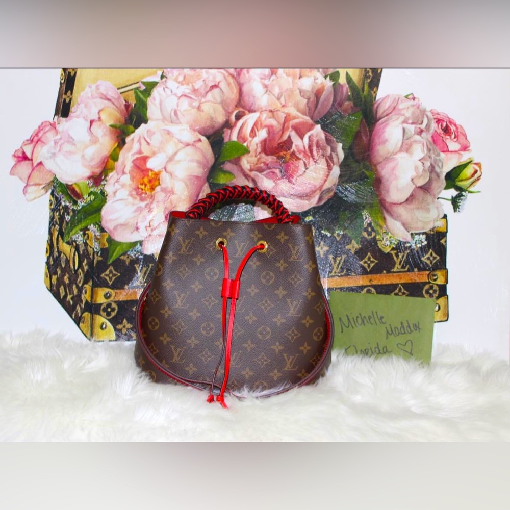 Louis Vuitton Neo Noe (Poppy)